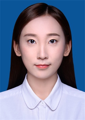 连港慧.jpg